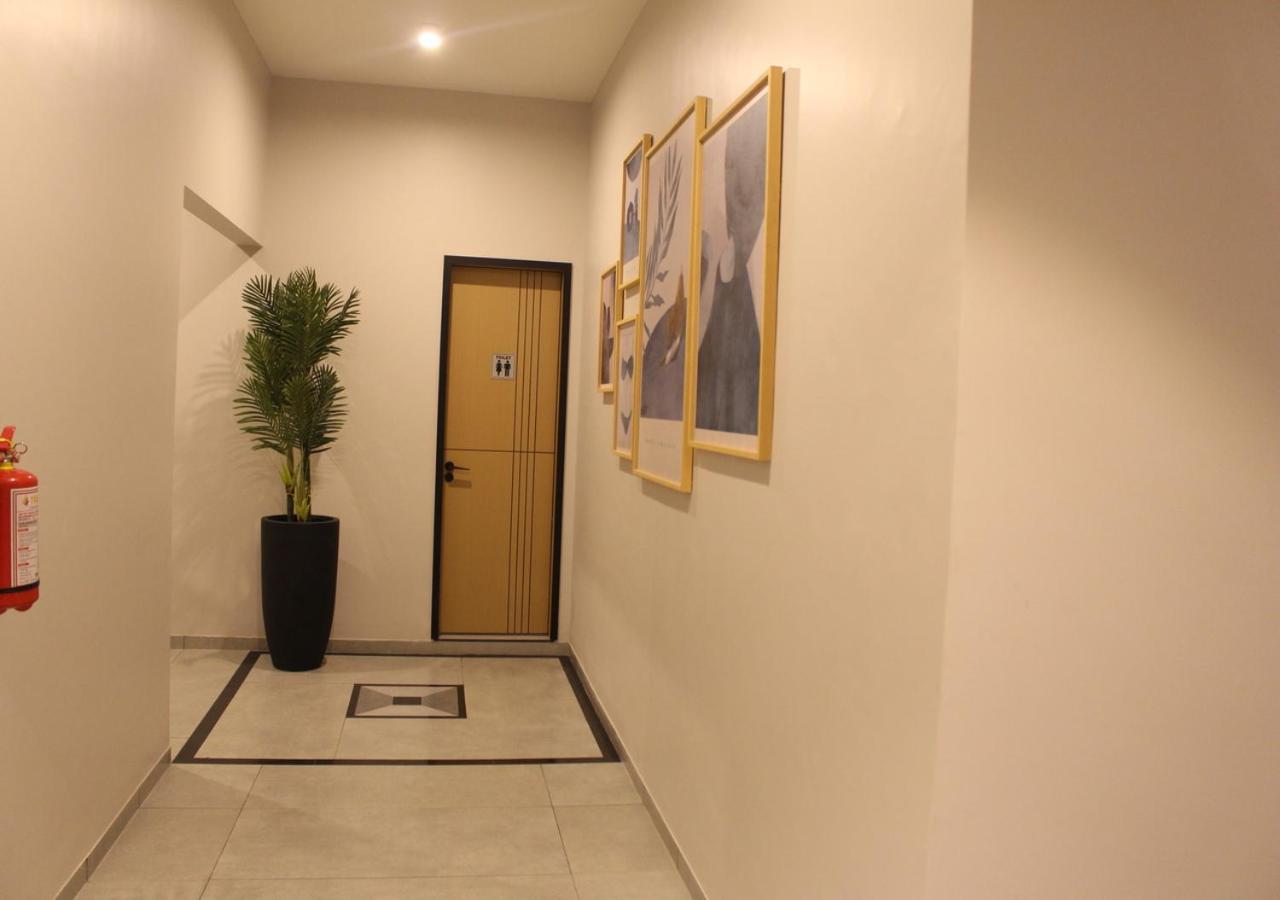 Ixoras Hotel Lemba Kinshasa Exterior photo